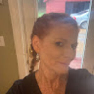 Meet your Posher, Debra